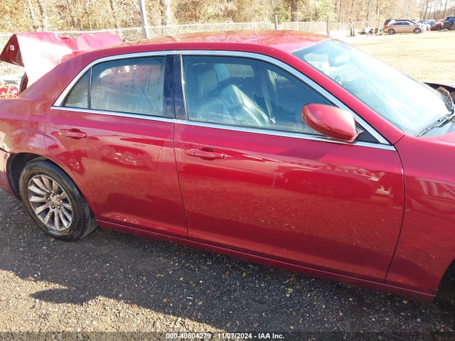 Chrysler 300 2014 2C3CCAAGXEH335733 Image 13