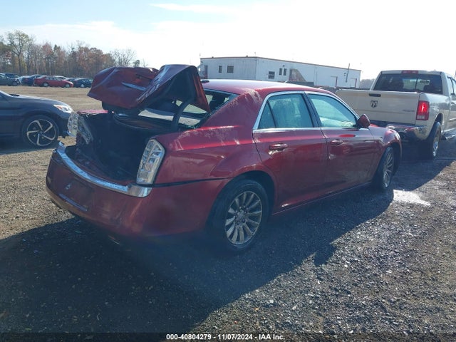 Chrysler 300 2014 2C3CCAAGXEH335733 Image 4
