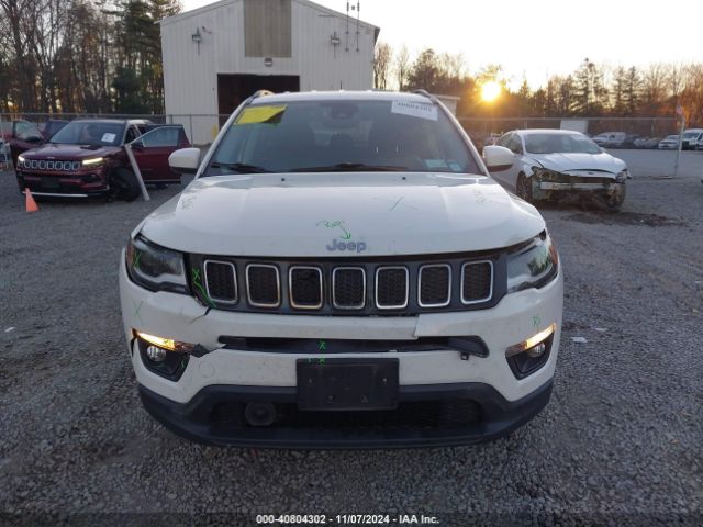 3C4NJDBB7JT332109 Jeep Compass Latitude 4x4