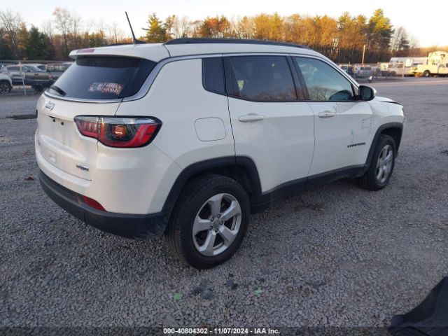 3C4NJDBB7JT332109 Jeep Compass Latitude 4x4