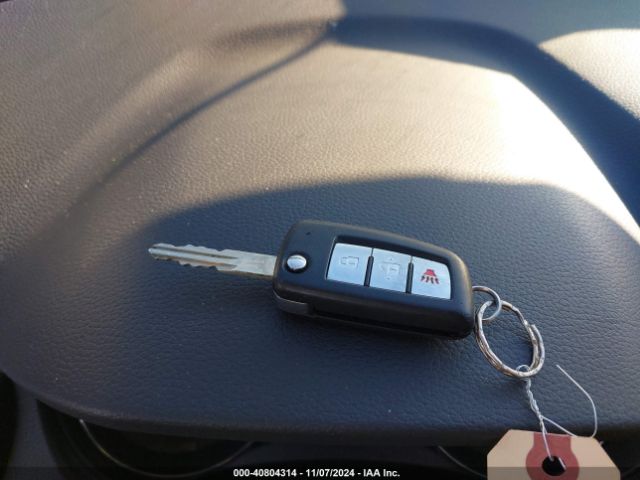 JN1BJ1CR8HW105936 Nissan Rogue Sport S