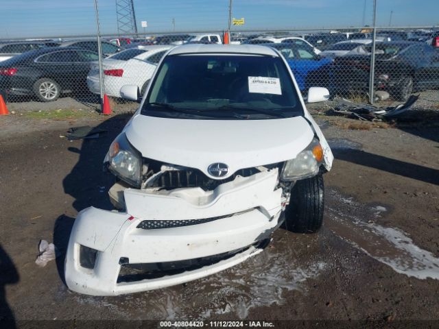 JTKKUPB46E1040454 Scion XD
