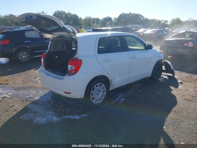 JTKKUPB46E1040454 Scion XD