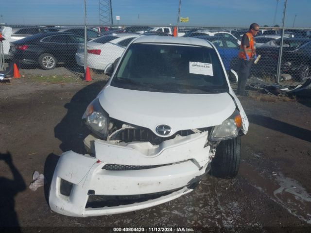 JTKKUPB46E1040454 Scion XD