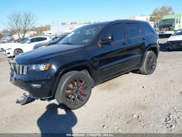 1C4RJFAG1JC476762 Jeep Grand Cherokee Altitude 4x4