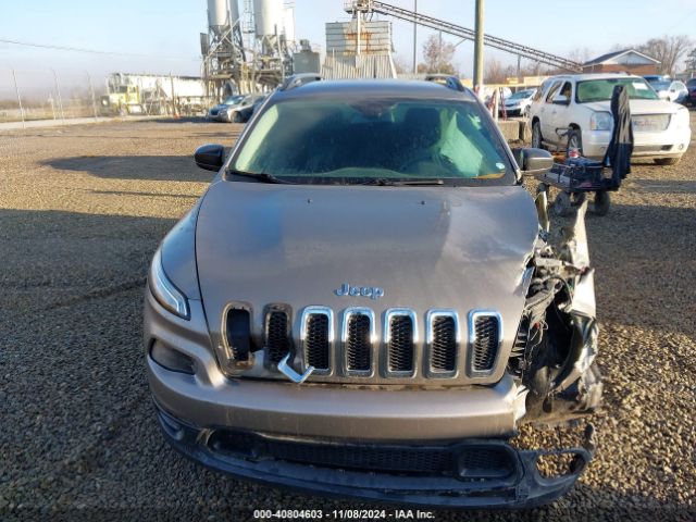 1C4PJMASXGW285896 Jeep Cherokee Sport