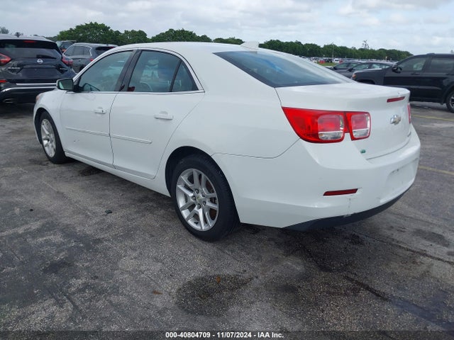 Chevrolet MALIBU 1LT 2015 1G11C5SL3FF235703 Image 3