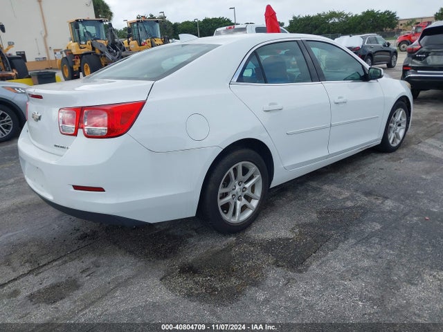 Chevrolet MALIBU 1LT 2015 1G11C5SL3FF235703 Image 4