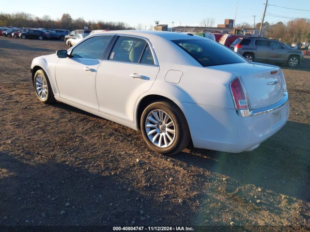 2C3CCAAG3EH276122 Chrysler 300