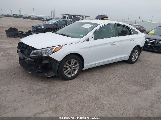 Hyundai SONATA SE 2016 5NPE24AF9GH303771 Image 15