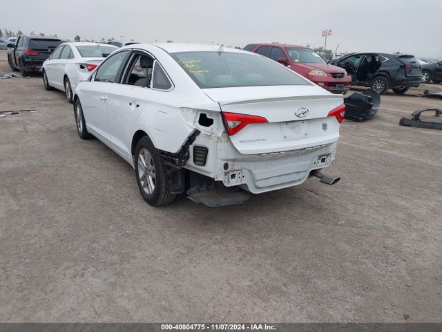 Hyundai SONATA SE 2016 5NPE24AF9GH303771 Image 3