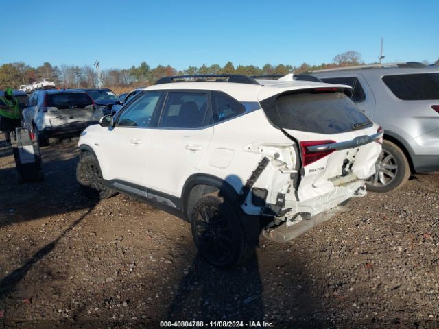 KNDEUCA24N7276885 KIA Seltos Nightfall Edition