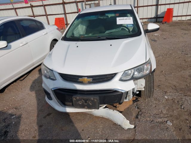 1G1JD5SHXJ4115653 Chevrolet Sonic Lt Auto