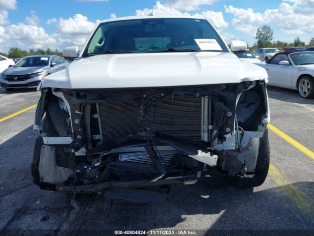 1FMJU1HT0NEA10739 Ford Expedition Xlt