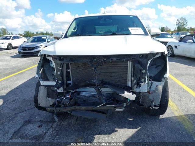 1FMJU1HT0NEA10739 Ford Expedition Xlt