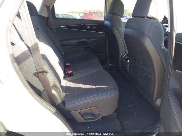 KIA Sorento 2.4l Lx 2017 5XYPGDA34HG261020 Image 8
