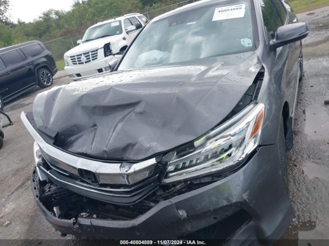 1HGCR3F97HA040092 Honda Accord Touring V6