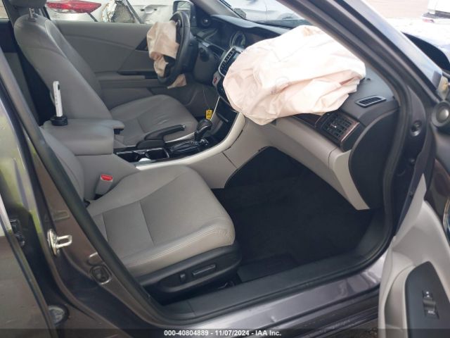 1HGCR3F97HA040092 Honda Accord Touring V6