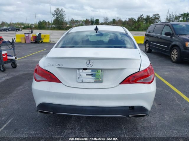WDDSJ4EB3JN688562 Mercedes-Benz CLA 250