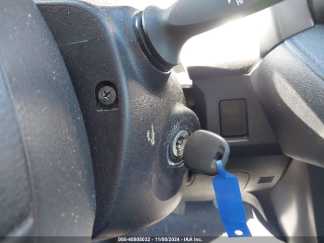 2T3BFREV5GW508177 Toyota RAV4 LE