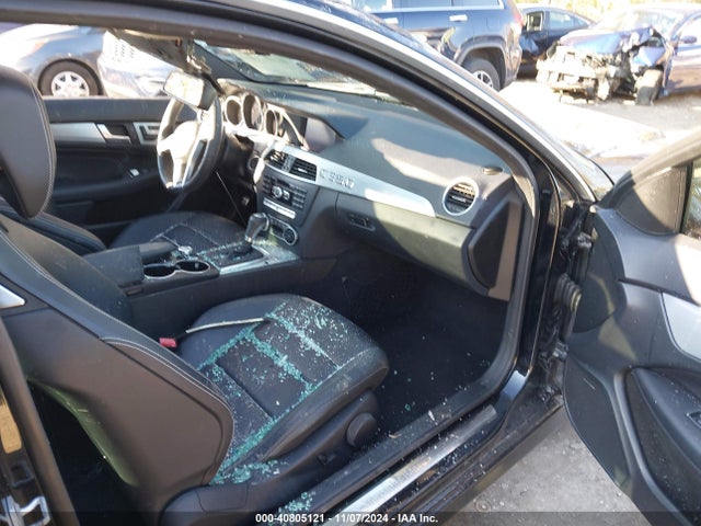 WDDGJ5HB8FG359830 Mercedes-Benz C 350 Sport