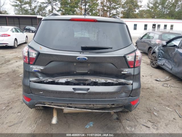 1FMCU9GD0JUB53515 Ford ESCAPE SE