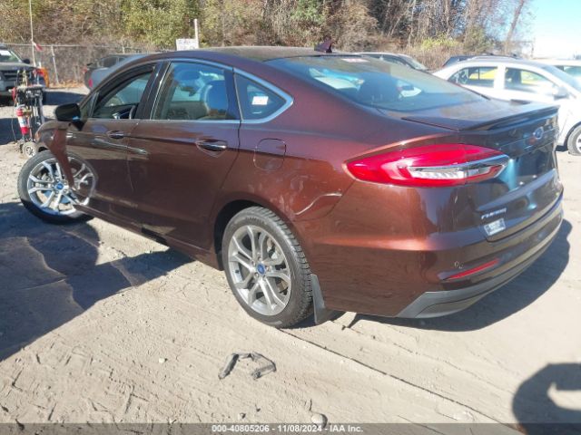3FA6P0RU2KR211737 Ford Fusion Hybrid Titanium