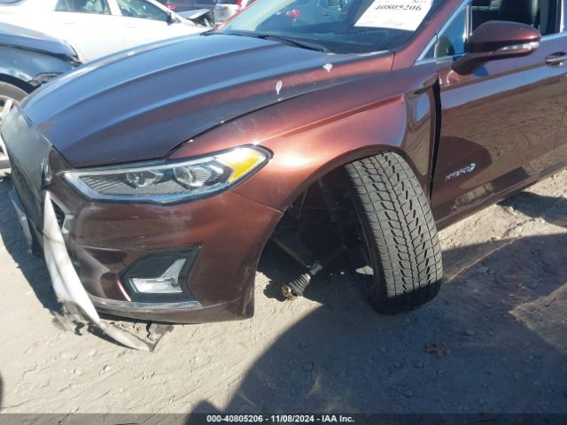 3FA6P0RU2KR211737 Ford Fusion Hybrid Titanium
