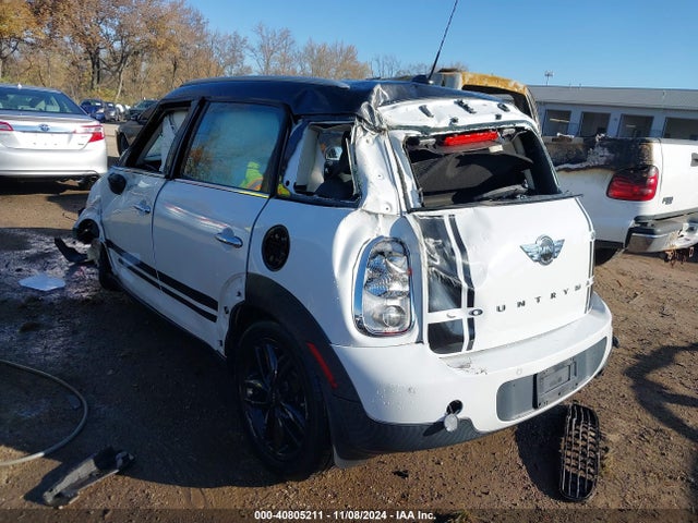 2013 MINI COUNTRYMAN WMWZB3C58DWM31714 Photo 2