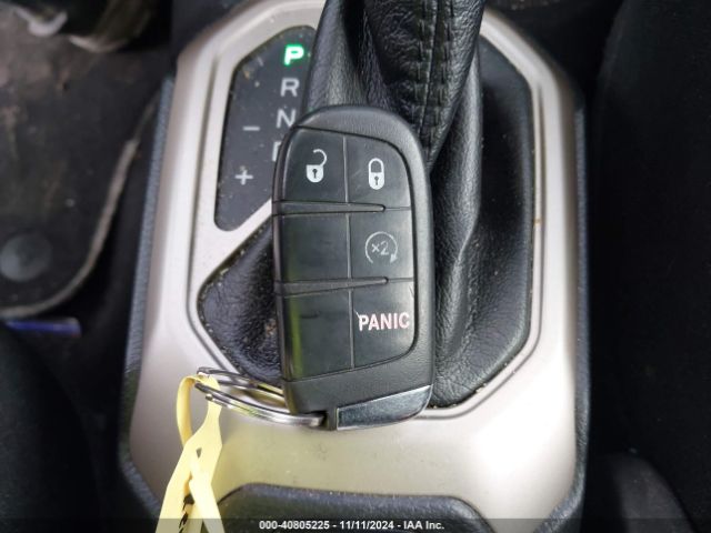 ZACCJABT9FPB46231 Jeep Renegade North