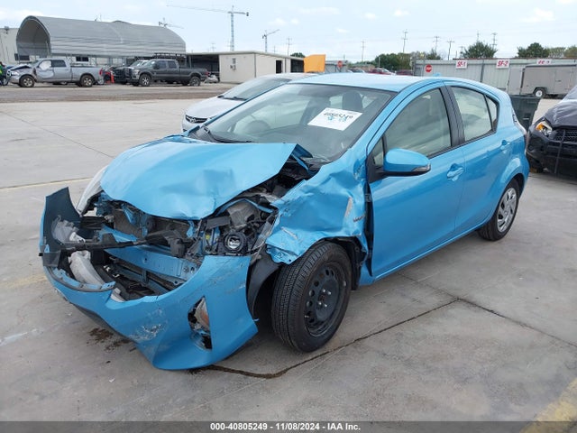 JTDKDTB33F1091614 Toyota Prius C One