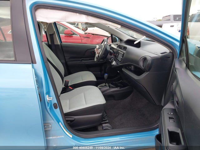 JTDKDTB33F1091614 Toyota Prius C One