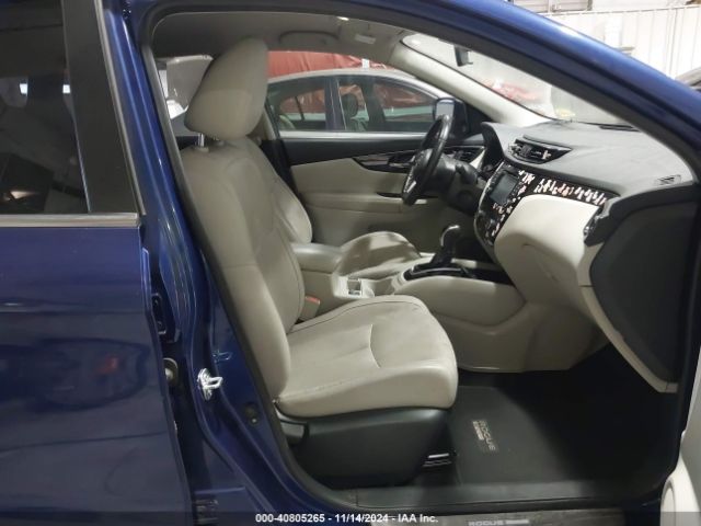 JN1BJ1CP3HW002826 Nissan Rogue Sport Sl