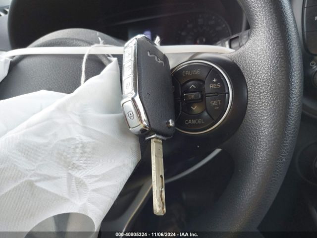 KNDJ23AU5N7183671 KIA SOUL LX