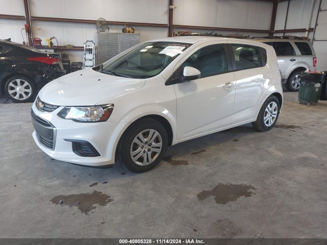 Chevrolet Sonic Lt Auto 2019 1G1JG6SB2K4141433 Image 2