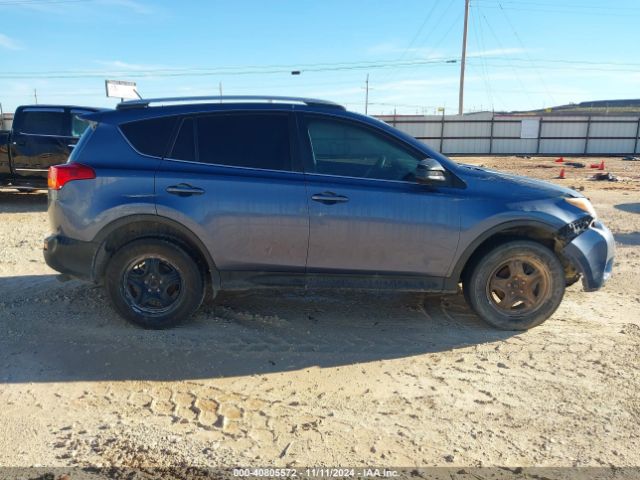 2T3ZFREV7EW114305 Toyota RAV4 LE