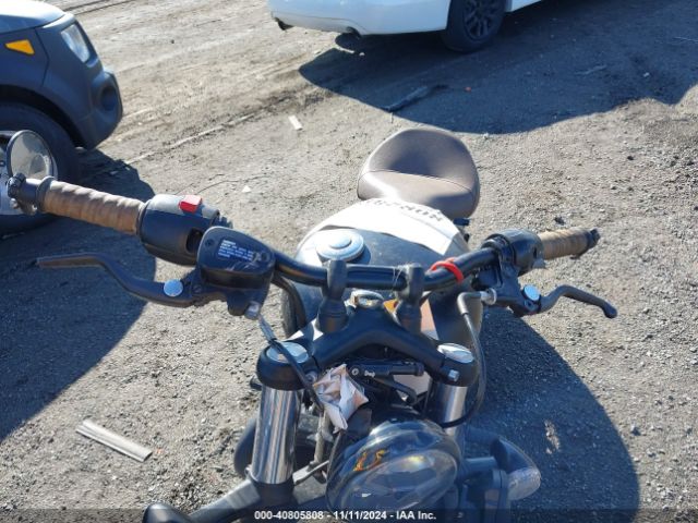 2018 TRIUMPH MOTORCYCLE BONNEVILLE SMTD53HL5JT880035 Photo 4