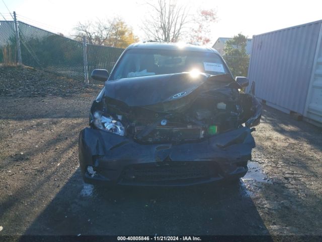 5TDYZ3DCXHS880535 Toyota Sienna Xle 8 Passenger