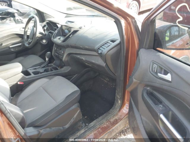 1FMCU0GD2HUE69259 Ford ESCAPE SE