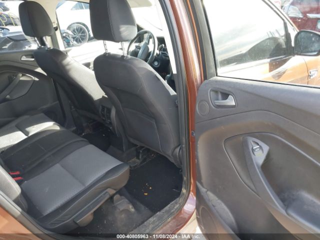 1FMCU0GD2HUE69259 Ford ESCAPE SE