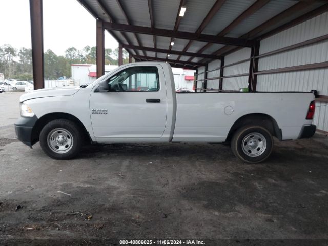 3C6JR6DG1JG167234 RAM 1500 Tradesman  4x2 8' Box