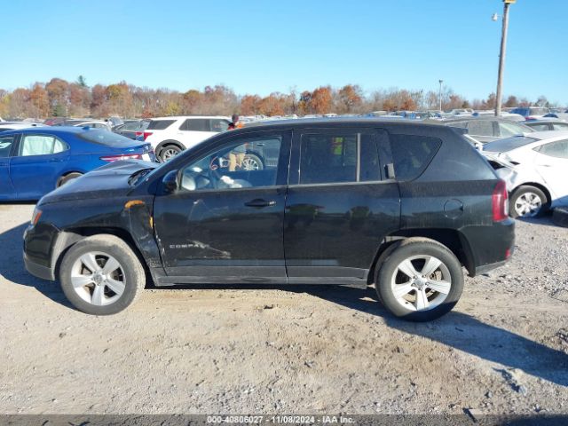 1C4NJDEB1ED904833 Jeep Compass Latitude
