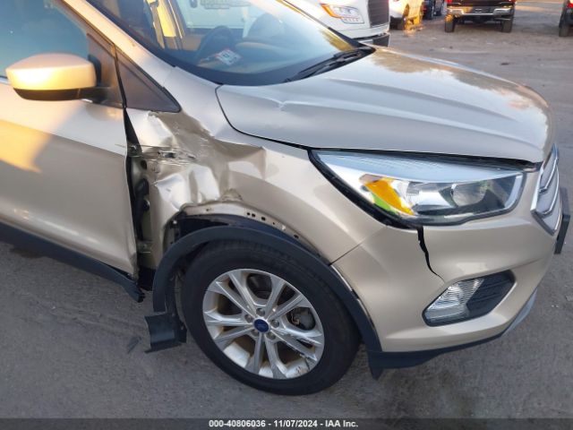 1FMCU9GD5HUC36836 Ford ESCAPE SE