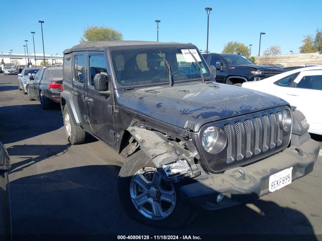 1C4HJXDG9JW179136 Jeep Wrangler Unlimited Sport S 4x4