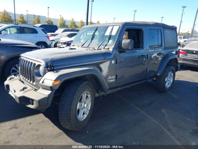 1C4HJXDG9JW179136 Jeep Wrangler Unlimited Sport S 4x4