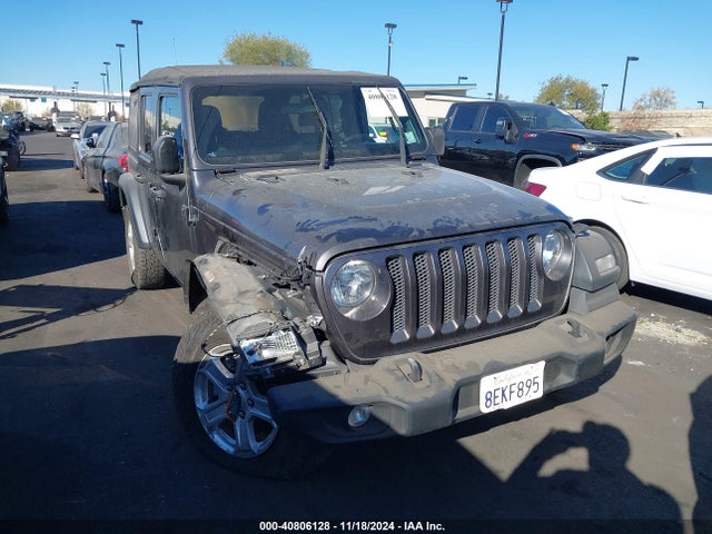 1C4HJXDG9JW179136 Jeep Wrangler Unlimited Sport S 4x4