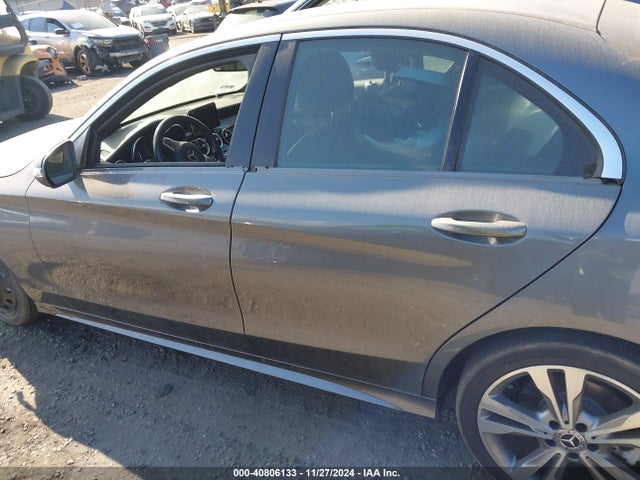 55SWF4JB7JU239465 Mercedes-Benz C 300