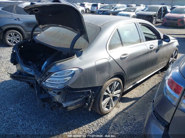 55SWF4JB7JU239465 Mercedes-Benz C 300