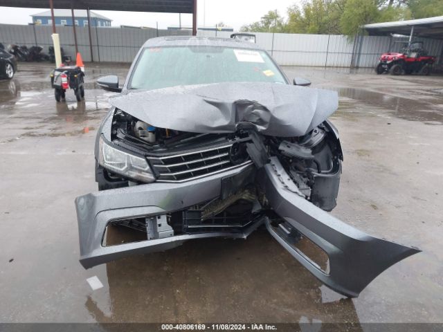 1VWLA7A38KC005733 Volkswagen Passat 2.0t Wolfsburg Edition