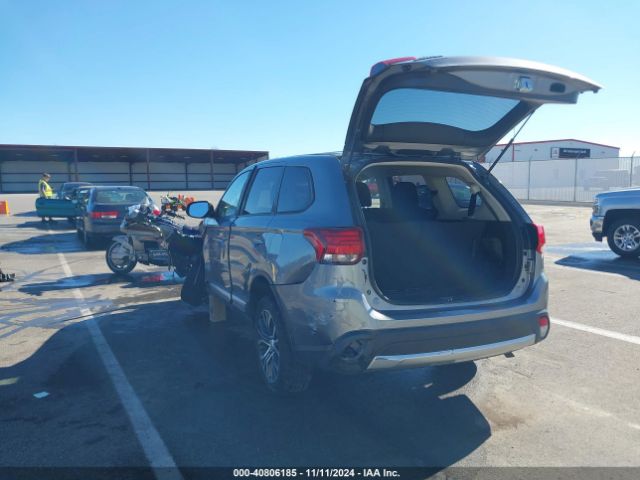 JA4AD3A33JZ000830 Mitsubishi Outlander Se